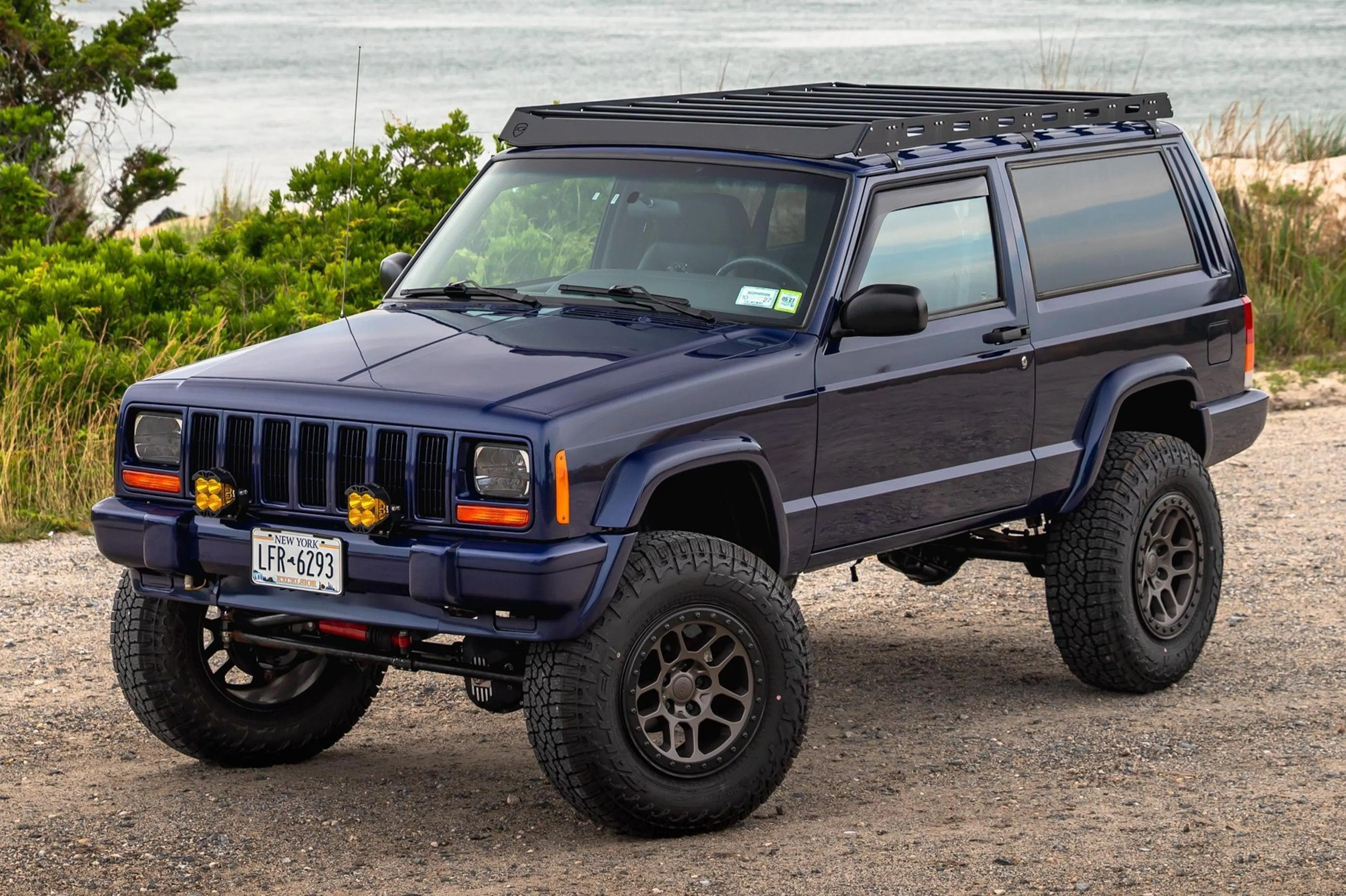 1989 Jeep Cherokee VIN 1J4FJ38L6KL543145 | Hagerty Valuation Tools®